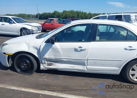 2007 Ford Fusion S из США, поврежденный, VIN 3FAHP06ZX7R163971